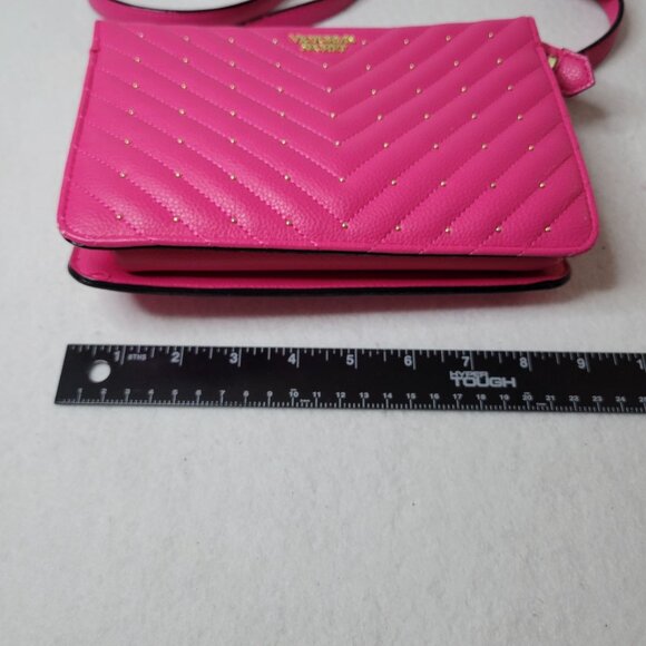 Victorias Secret Quilted Crossbody Pink Leather Chain Strap - Picture 3 of 16